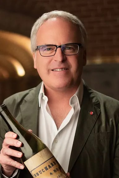 James Suckling