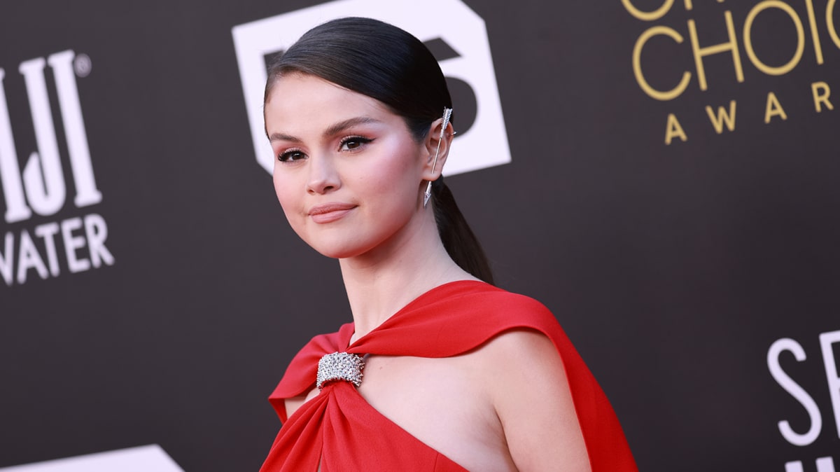 Selena Gomez Slams &lsquo;Vile&rsquo; Hate feedback on-line After Hailey Bieber&rsquo;s inform-All Interview
