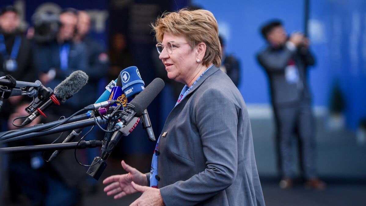 Viola Amherd: Switzerland&rsquo;s Resilient Federal Councillor