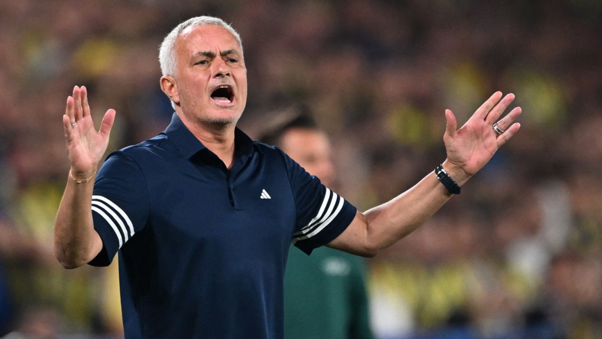 The Impact of Jos&eacute; Mourinho&rsquo;s Sacking on Fenerbahce&rsquo;s Domestic and European Campaigns