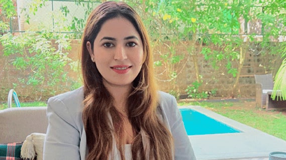The Entrepreneur Driving Meaningful Change in Women&rsquo;s Herbal  Well-Being: Kanchi Thakkar