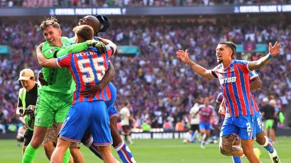 Behind The Lens The Most Iconic Moments From Our Win Against Palace