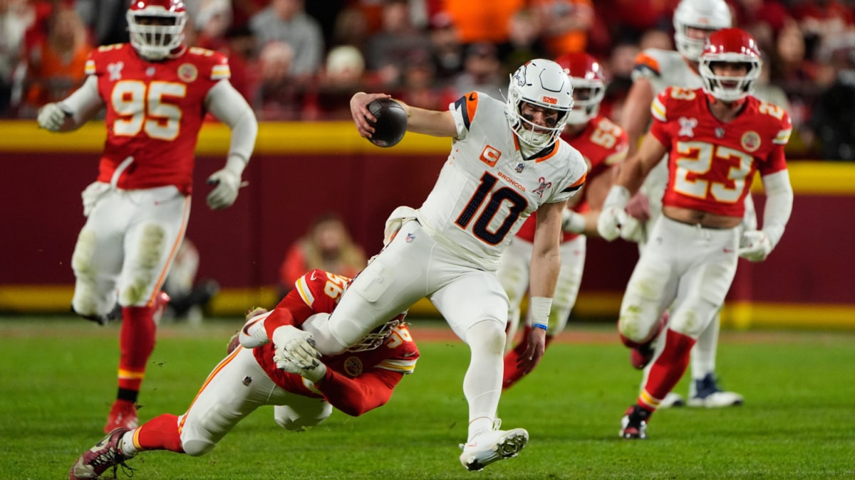 Mile High Magic: Bo Nix Leads Broncos to Gritty Christmas Victory at Arrowhead